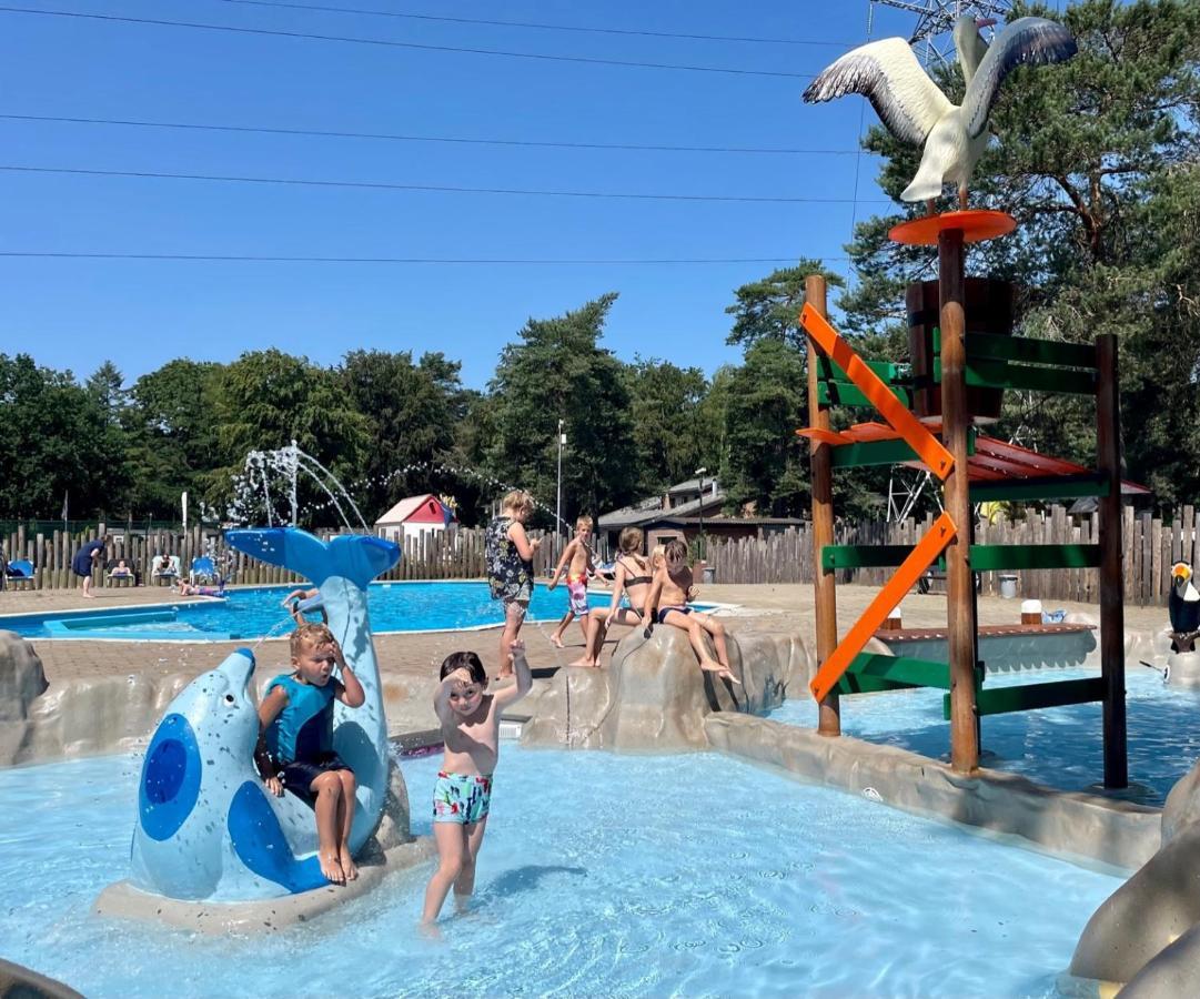 Vakantiepark Hertenhorst Beekbergen Esterno foto