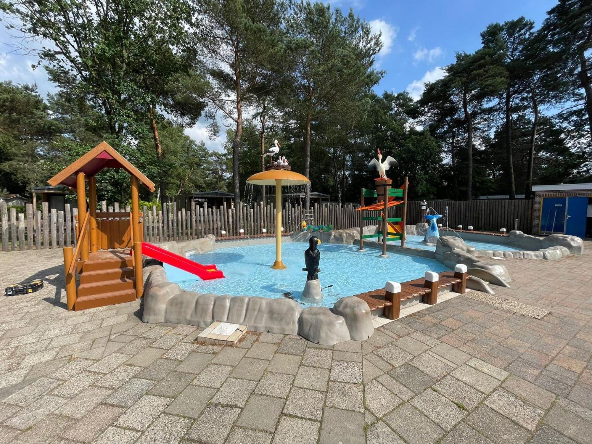 Vakantiepark Hertenhorst Beekbergen Esterno foto